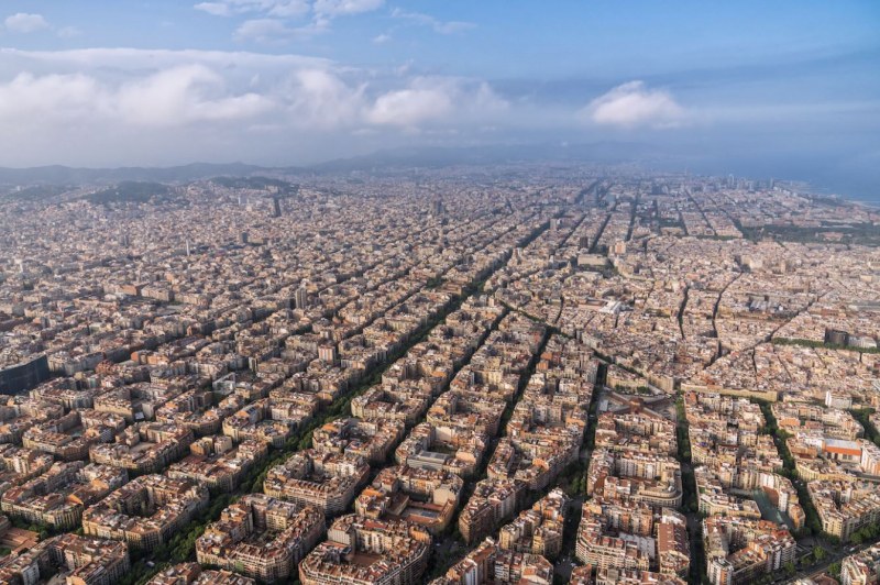 Туристи посещават канализацията в Барселона - била атракция