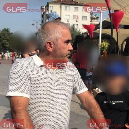 Мъжът който удари с ритник майка във Варна бил придружен
