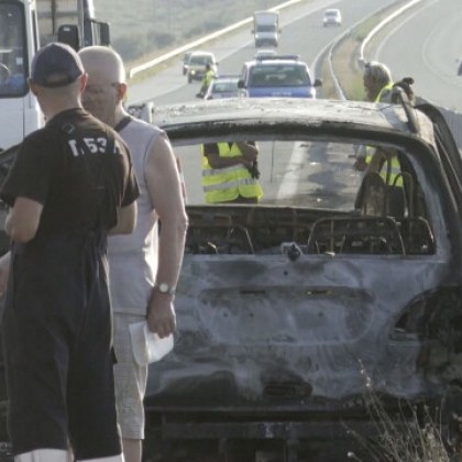 Спукана гума е най вероятната причина за катастрофата на магистрала Тракия