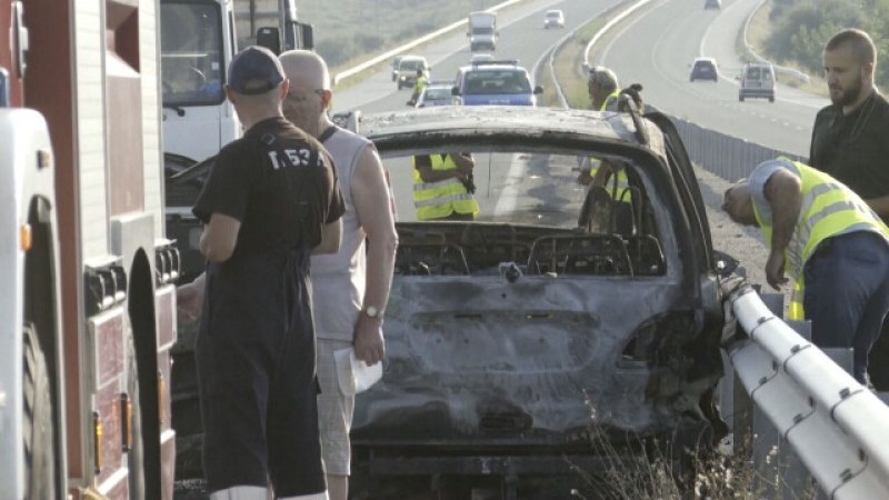 Спукана гума е най-вероятната причина за катастрофата на магистрала „Тракия“