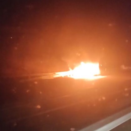 Кола гори на АМ "Тракия", движението е затруднено СНИМКИ