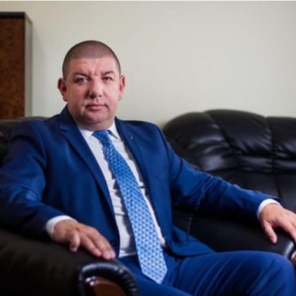 Кметът на Кричим Атанас Калчев забрани шумните тържества на открито