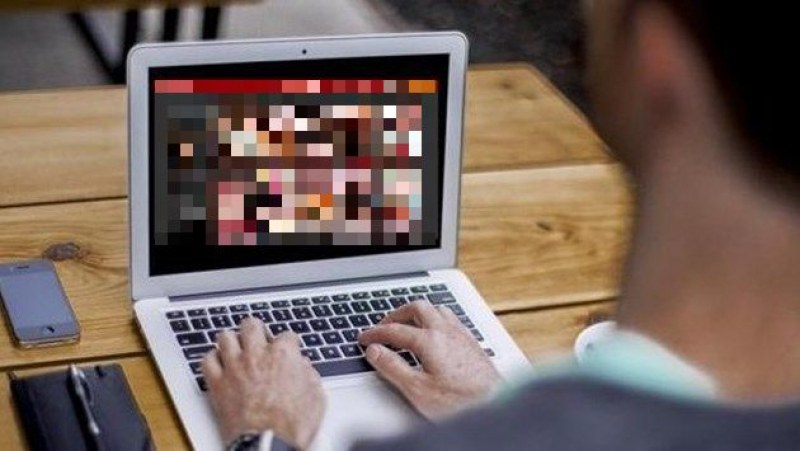 Задържаха аптекар в София, разпространявал снимки и видеа с непълнолетни