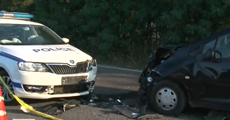 Пътен инцидент настъпи тази сутрин в Казанлък, докато полицията отцепва