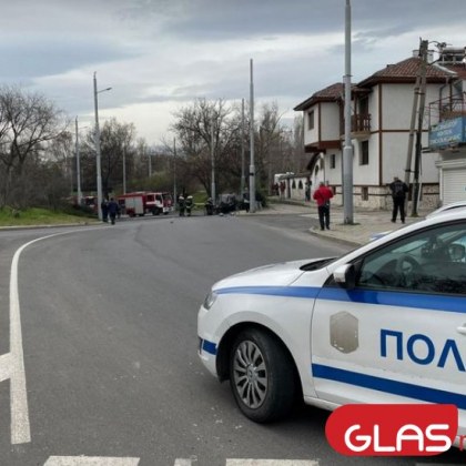 Пиян 17 годишен шофьор без книжка се заби в трафопост в