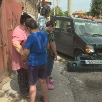 Семейство от Пазарджик с две деца аутисти изпадна в бедствена ситуация