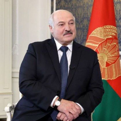 Президентът на Беларус Александър Лукашенко каза че военните самолети на