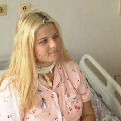 След 12 дни лечение в бургаската болница днес изписват 18 годишната