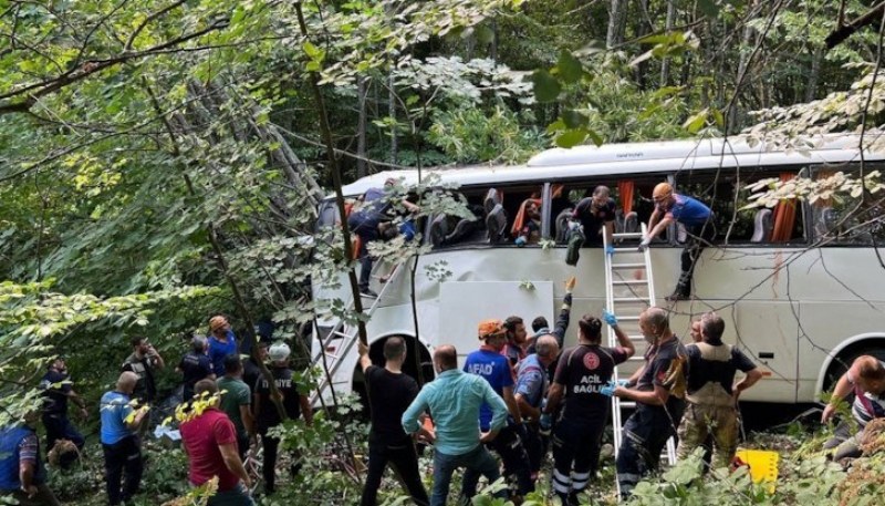 Тежка катастрофа с автобус в Турция! Петима загинаха, 38 са ранени