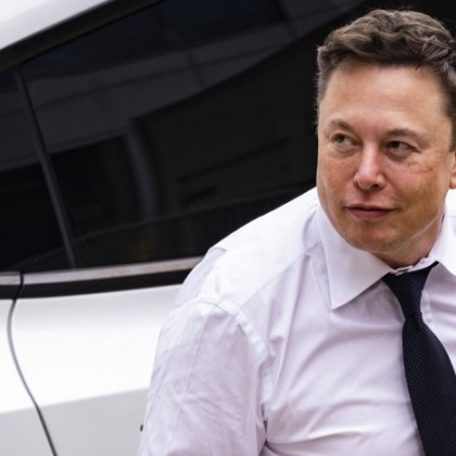 50 годишният милиардер основател на Tesla и на SpaceX Илон Мъск