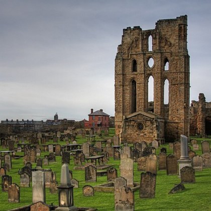 Туристка посетила манастира Tynemouth Англия направи невероятна снимка  Очевидно дамата е