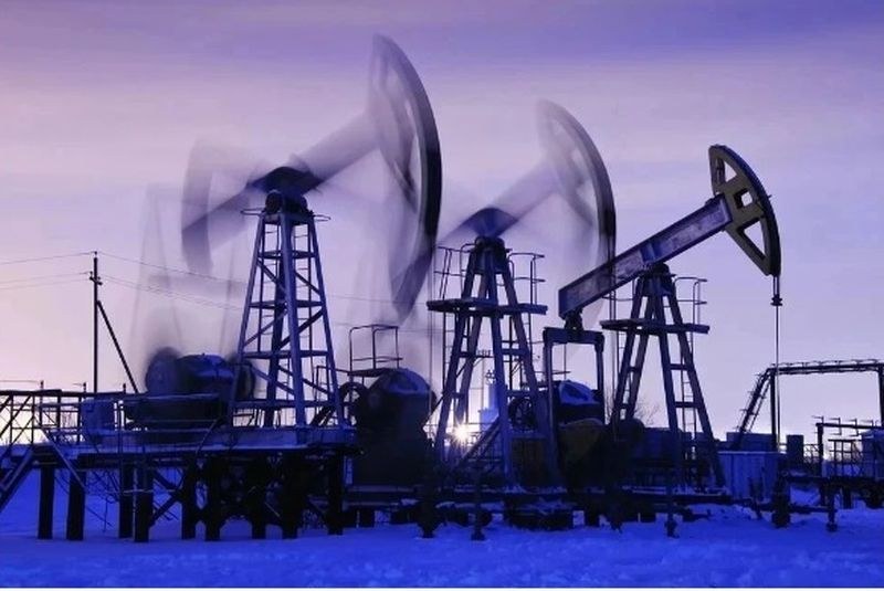 Русия няма да доставя петрол на страни, които подкрепят таван на цената