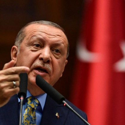 Турският президент Реджеп Тайип Ердоган призова гръцките власти да си