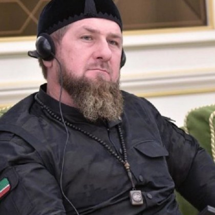 Лидерът на руската Чеченска република Рамзан Кадиров заяви че обмисля