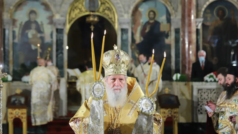 Патриарх Неофит влезе в болница