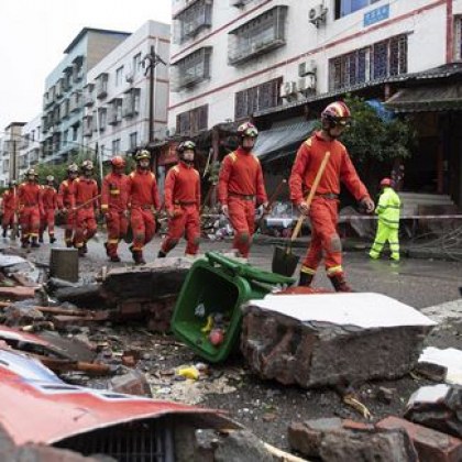 Силно земетресение разтърси Югозападен Китай Това предадоха световните агенции  Според китайската агенция