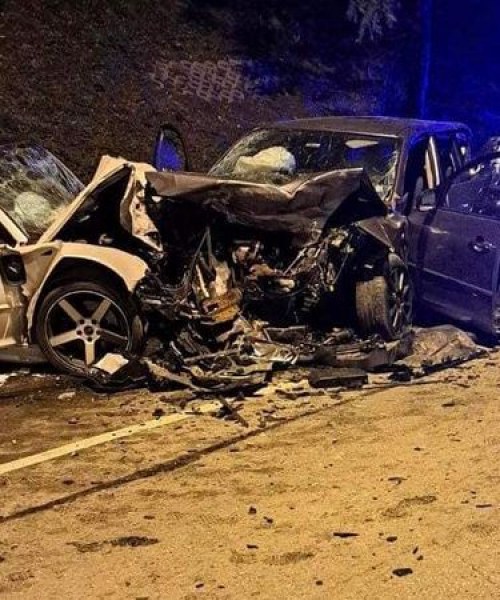 Има загинал в кошмарната катастрофа на пътя Самоков - София СНИМКИ