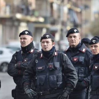 Италианските власти арестуваха 35 души при серия от акции срещу