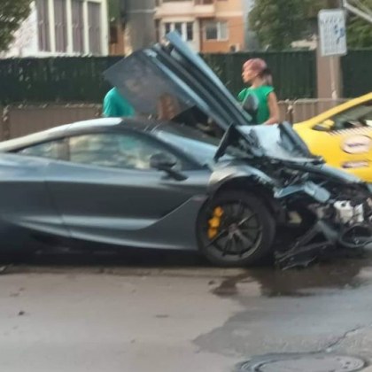 McLaren катастрофира тежко в София СНИМКИ