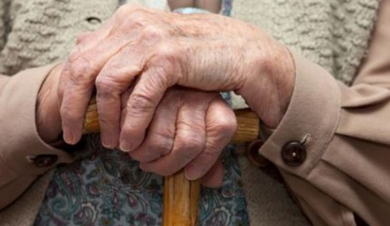 Пенсионер изгуби пенсията си, хора предложиха да я възстановят