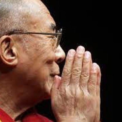 Тибетският духовен водач Далай Лама изрази днес дълбоката си тъга