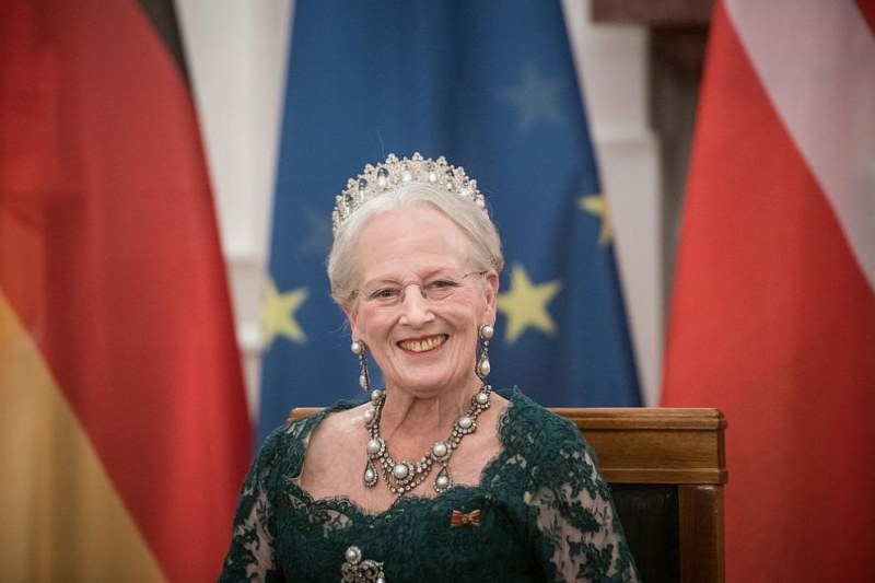 Честват се 50 г. от възкачването на датската кралица на престола