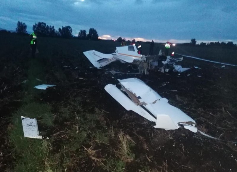 Млади мъже загинаха в самолетна катастрофа в Румъния СНИМКИ