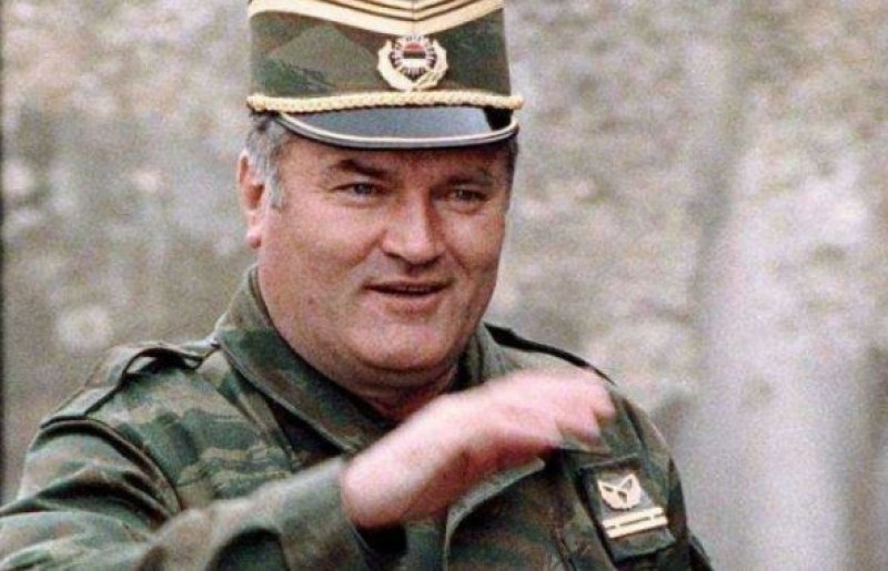 Ратко Младич, обвинен за клането в Сребреница, е в болница