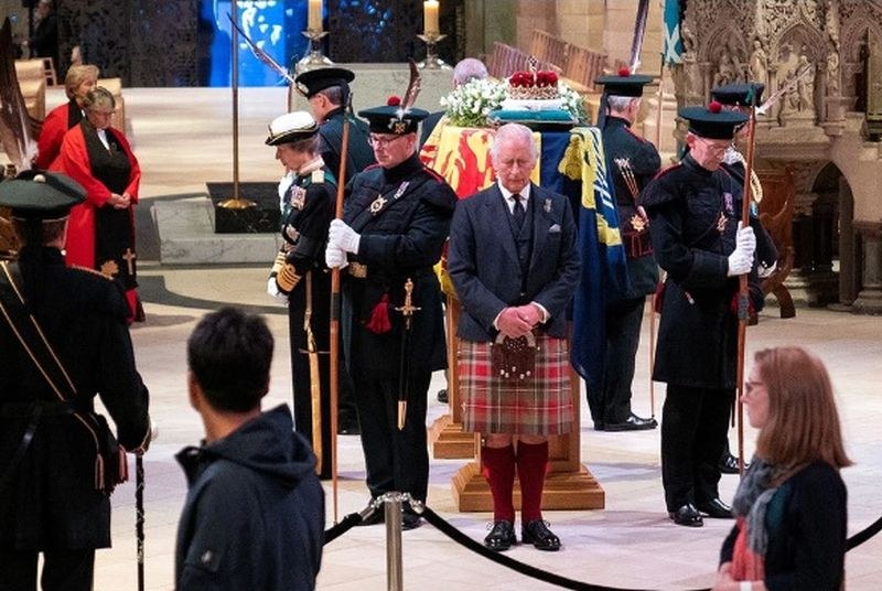 Погребението на кралица Елизабет II - стълпотворение на световни лидери. Без трима...