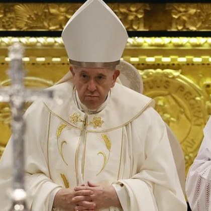 Папа Франциск няма да присъства на погребението на кралицата в