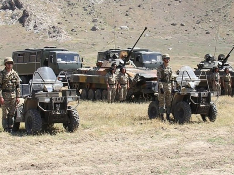 Мащабни сблъсъци бяха регистрирани на таджикско-киргизката граница. Съобщава се за