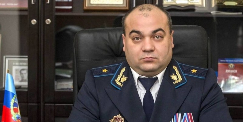 Взривиха главния прокурор на ЛНР в кабинета му
