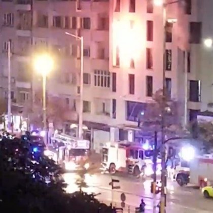 Жена е загинала а друг пострада при пожара в хотел