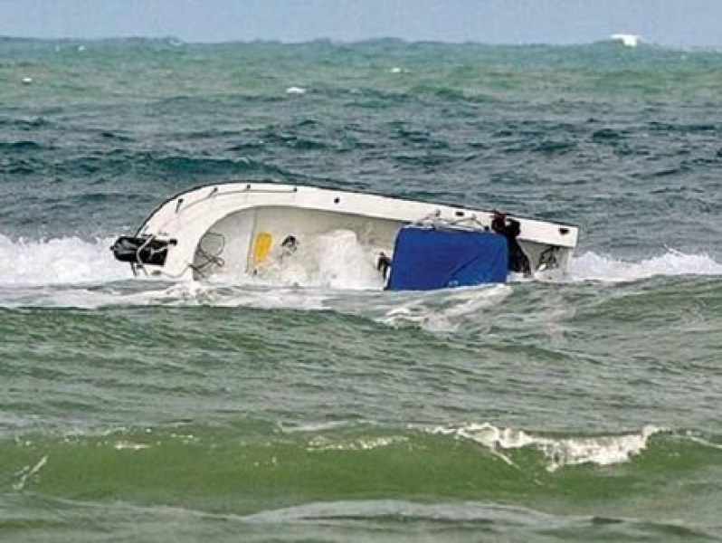 Спасен е мъжът, паднал зад борда на яхта в морето край Поморие