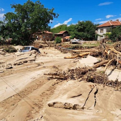 Наводнените карловски села продължават да се възстановяват след водното бедствие