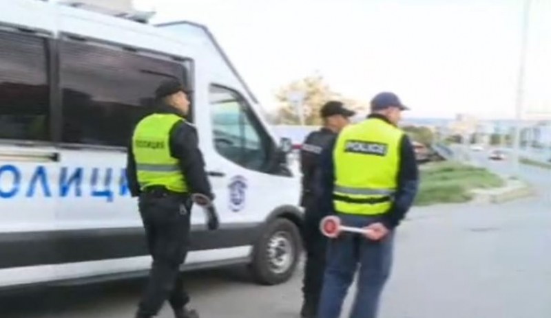 Специализирана полицейска акция се провежда в Русе. Екипите на полицията
