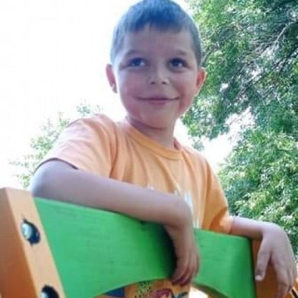 9 годишният Марти Станев от Пловдив има нужда спешно от още