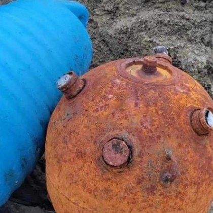 Котвена морска мина приведена в бойно положение откриха граничари край