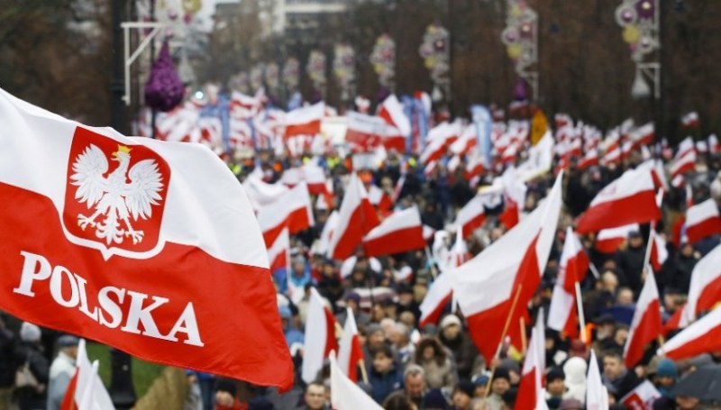 Демонстрация срещу украинизацията на Полша се провежда във Варшава
