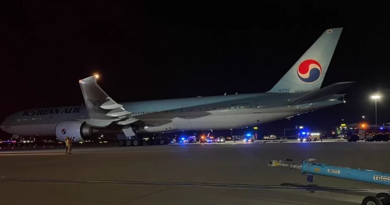 Два самолета се блъснаха на летище Хийтроу СНИМКИ
