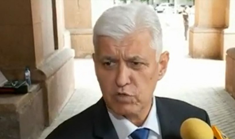 Служебният кабинет отказа да прати оръжие на Украйна
