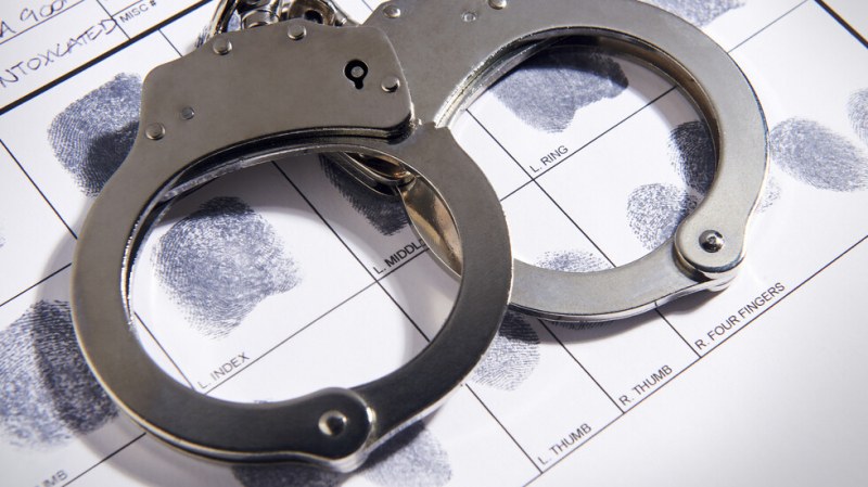 21-годишен мъж от Етрополе е задържан във връзка с престъпление