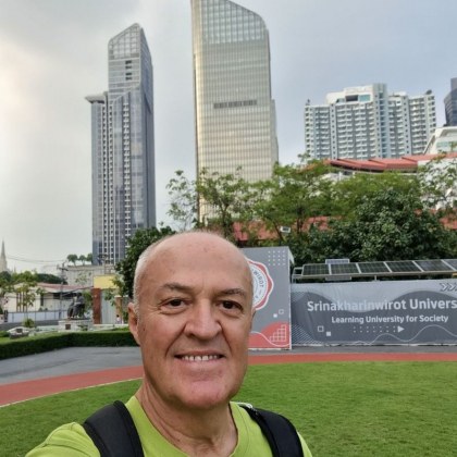 Пловдивският журналист Панчо Благоев който от години живее в Тайланд