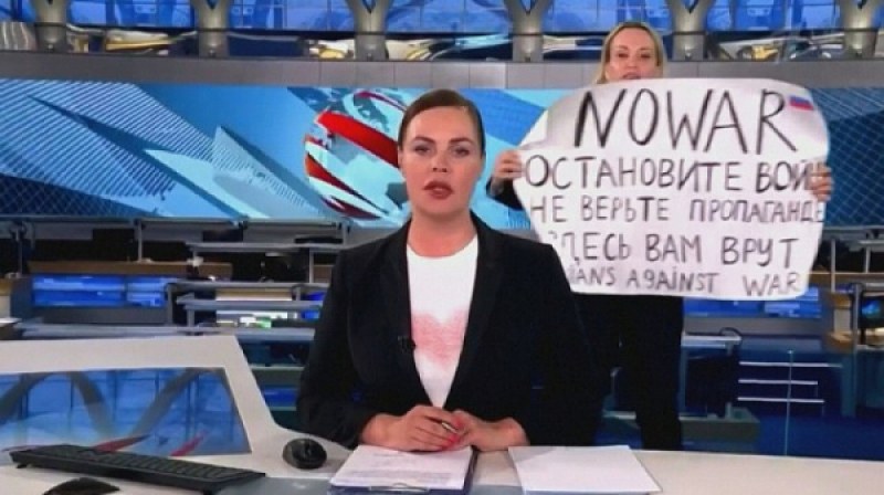 Руските власти обявиха за издирване известна журналистка