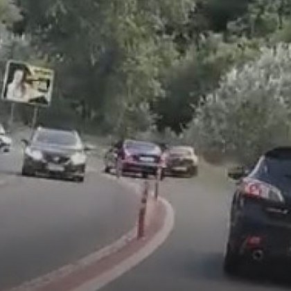 Шофьорът на НСО избутвал коли от пътя в Кресненското дефиле