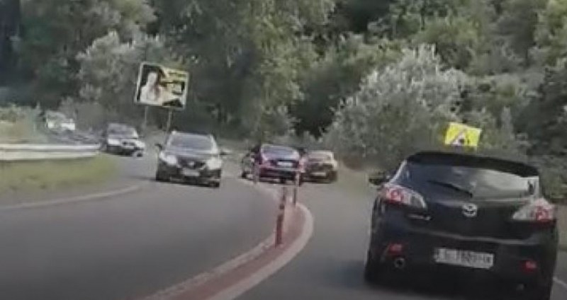 НСО реши за водача, избутвал коли в Кресненското дефиле