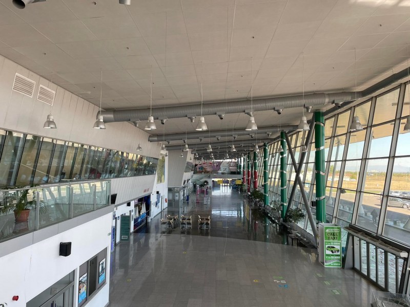 Две нови авиолинии откриват от летище Пловдив ВИДЕО