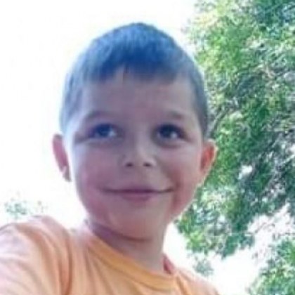 Още 11 000 евро са нужни за да получи 9 годишният Марти