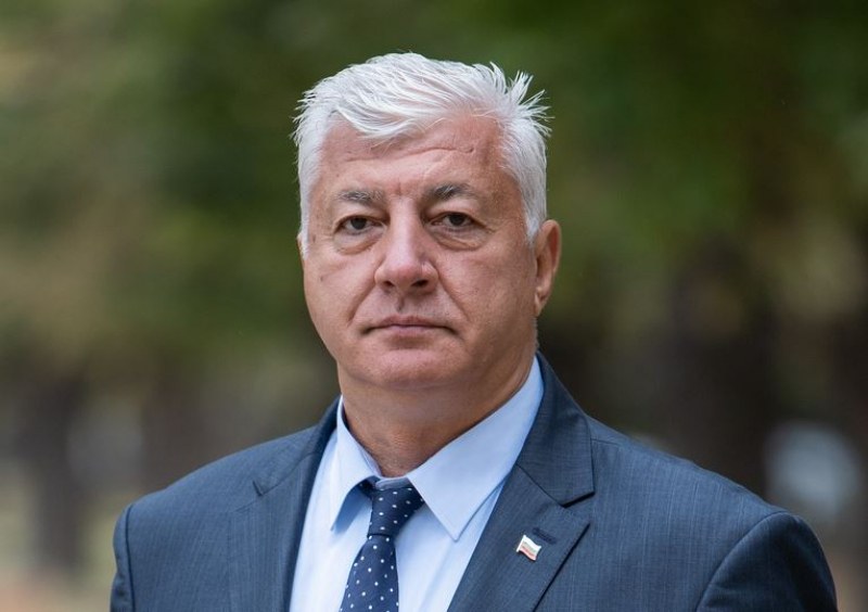 Поискаха оставката на Здравко Димитров
