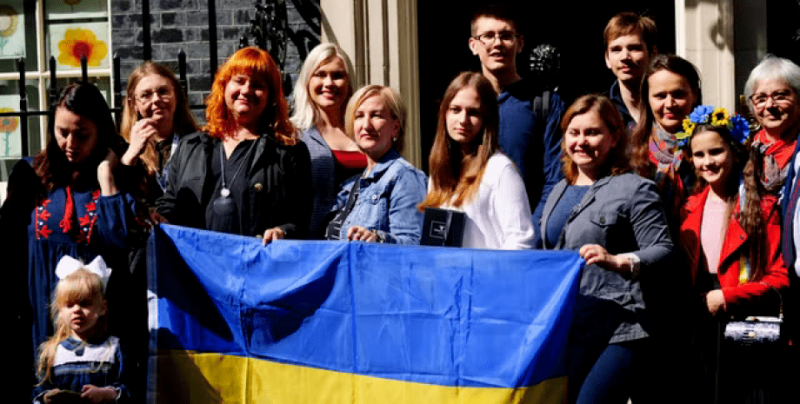 Почти 2000 семейства украински бежанци са на улицата, лишиха ги от жилище